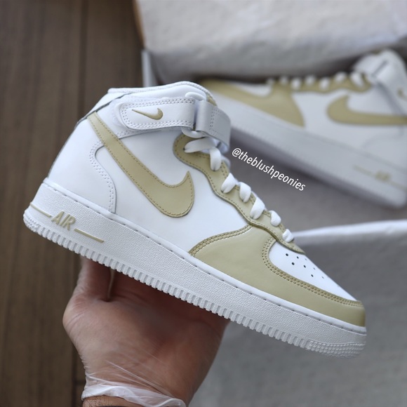 Nike Custom Air Force 1 Mid NWT - Picture 2 of 8